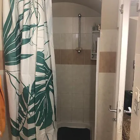 Lejlighed Simple Flat At Monaco Border